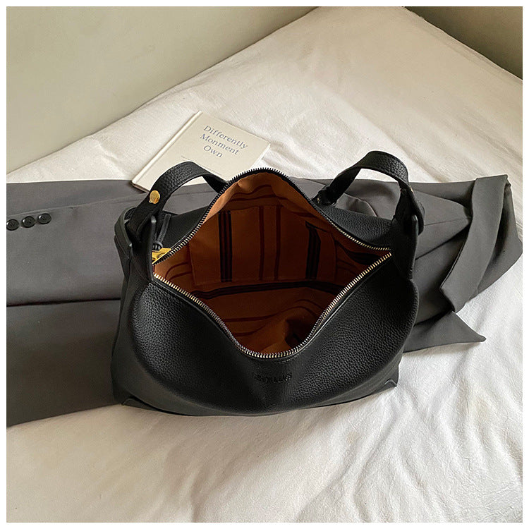 Women's Family Solid Color Underarm Dumpling Fashion Tote Bag