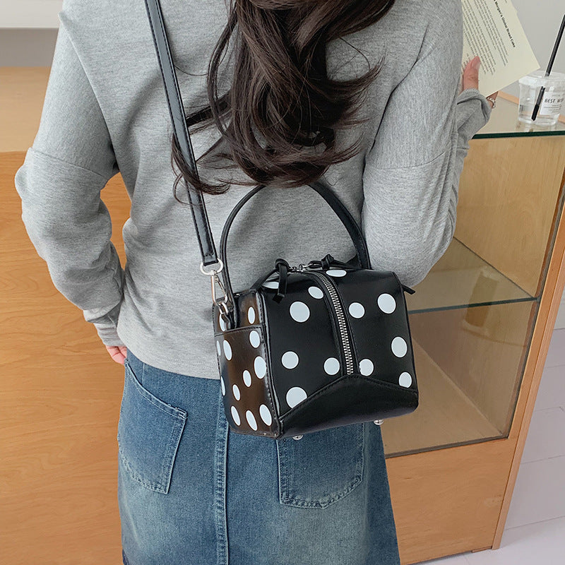 Women's Simple Polka Dot Fashion Personality Design Super Women's Messenger Bag