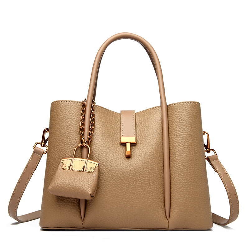 Women's Fashionable Temperamental High-grade Large Capacity Women's Handbag