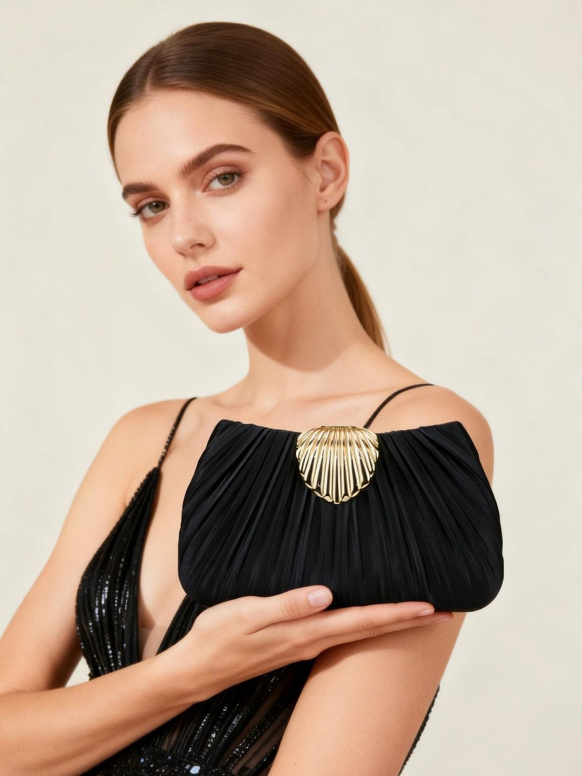 Steel Casing Satin Pleated Banquet Dress Dinner Bag