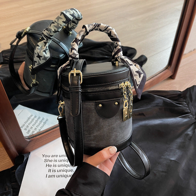 Women's Color Minimalist Portable Round High-grade Western Handbags