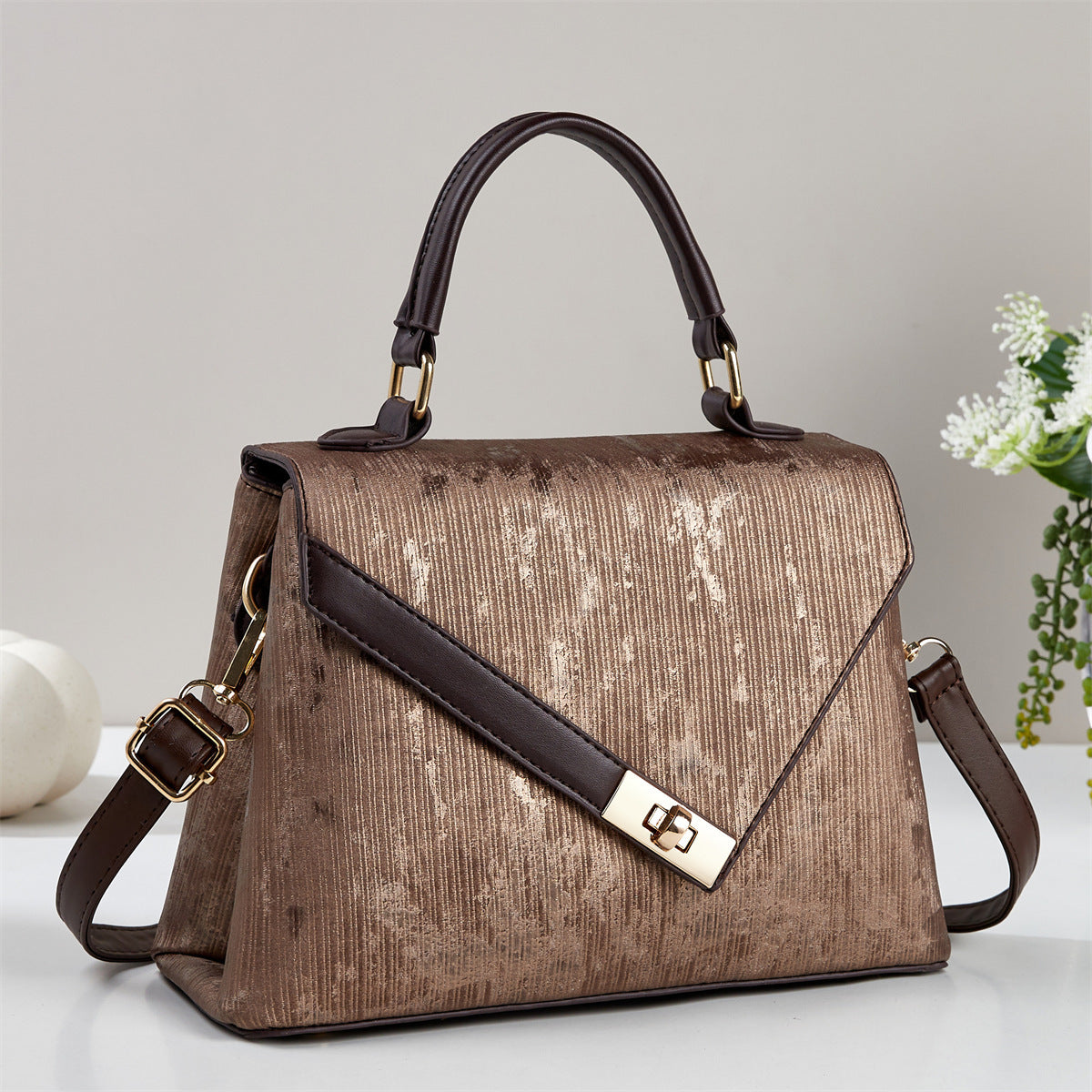 Women's Simple High Sense Fashion Western Style Handbags