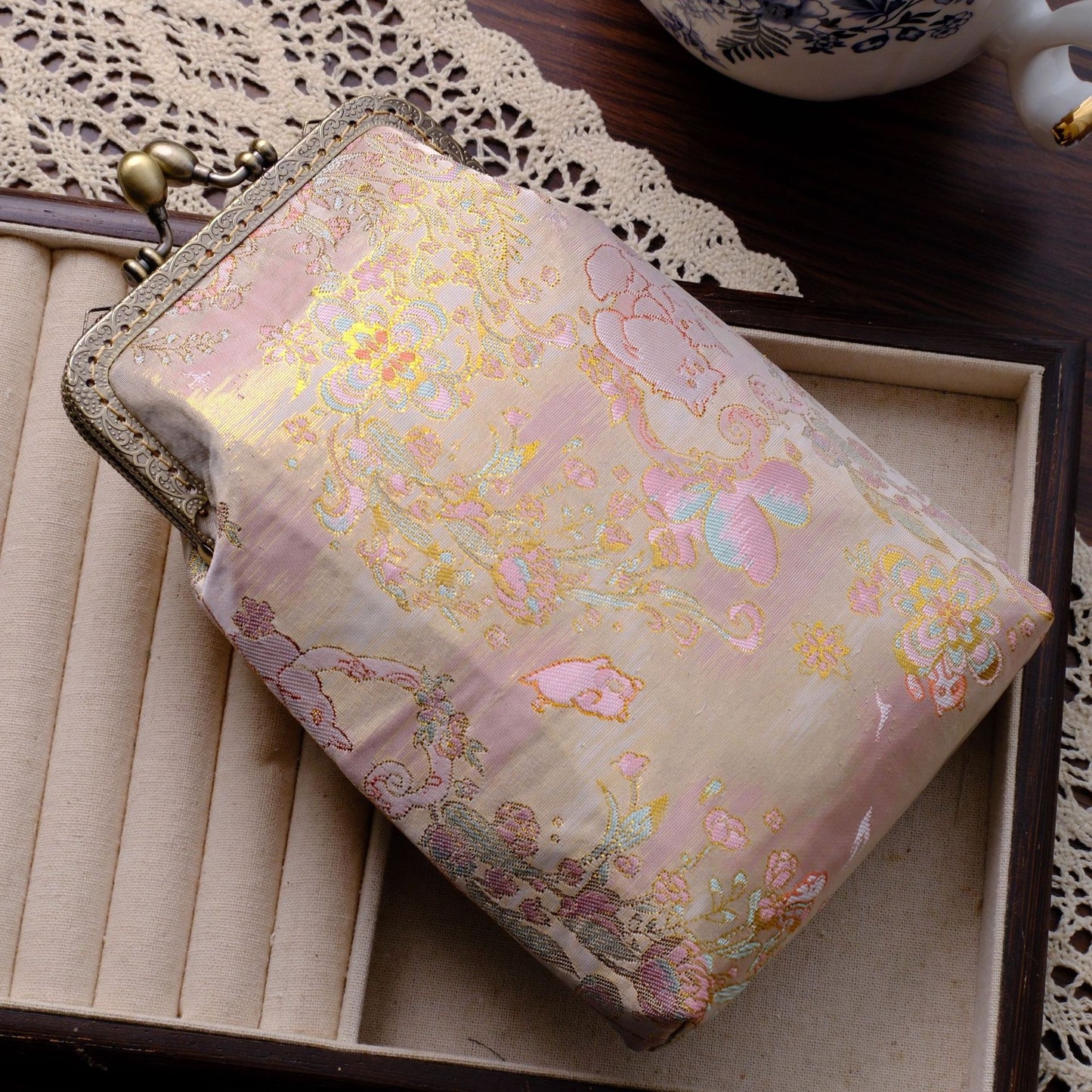 Finished Ancient Style Female Vertical Mobile Retro Tassel Frame Women's Handbag