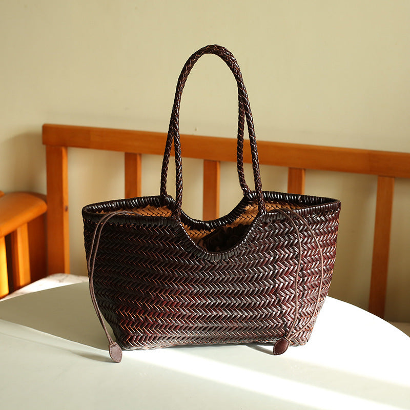 Women's Hand-woven First Layer Cowhide Seaside Vacation Large Handbags