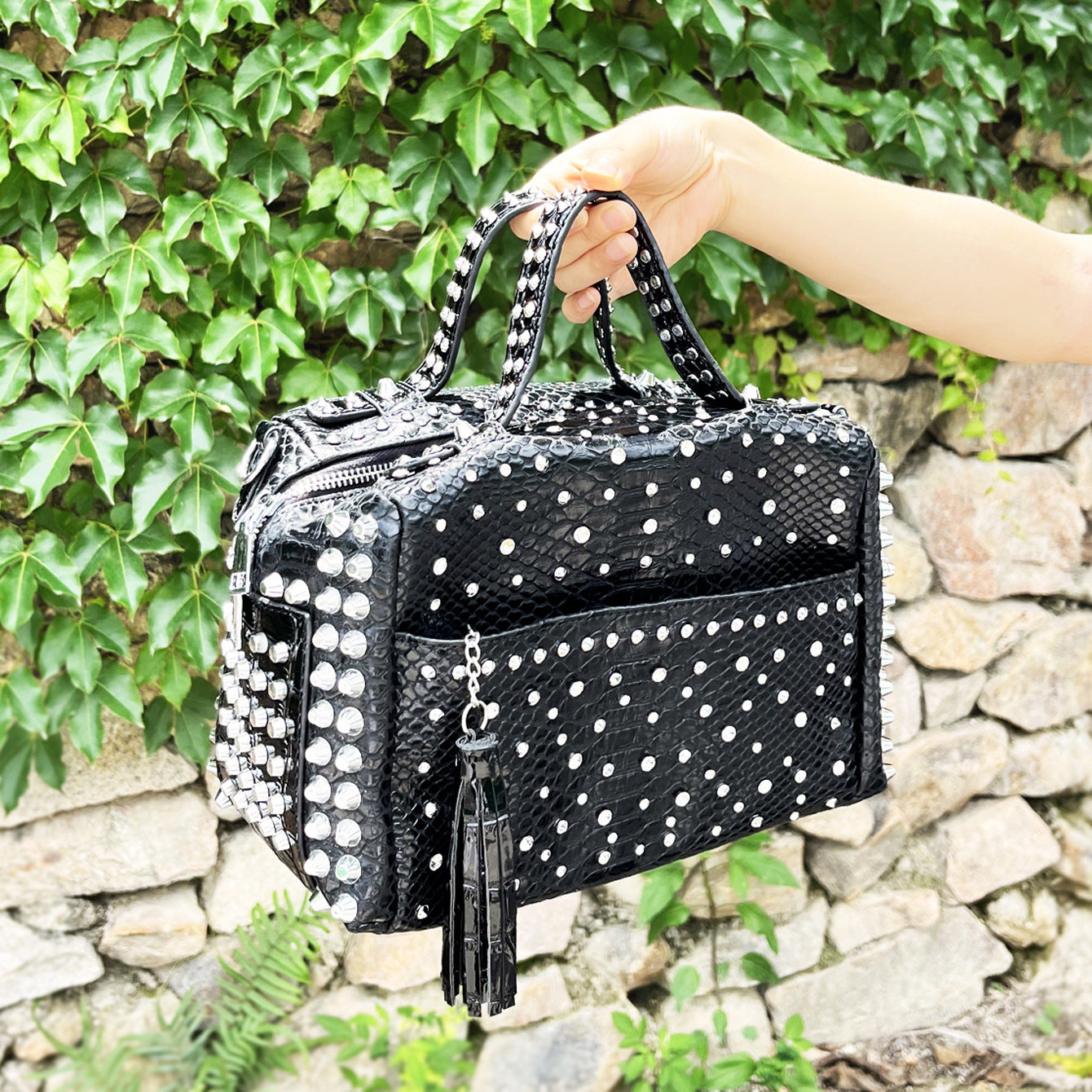 Women's Leopard Print Rivet Portable Large Capacity Women's Handbag