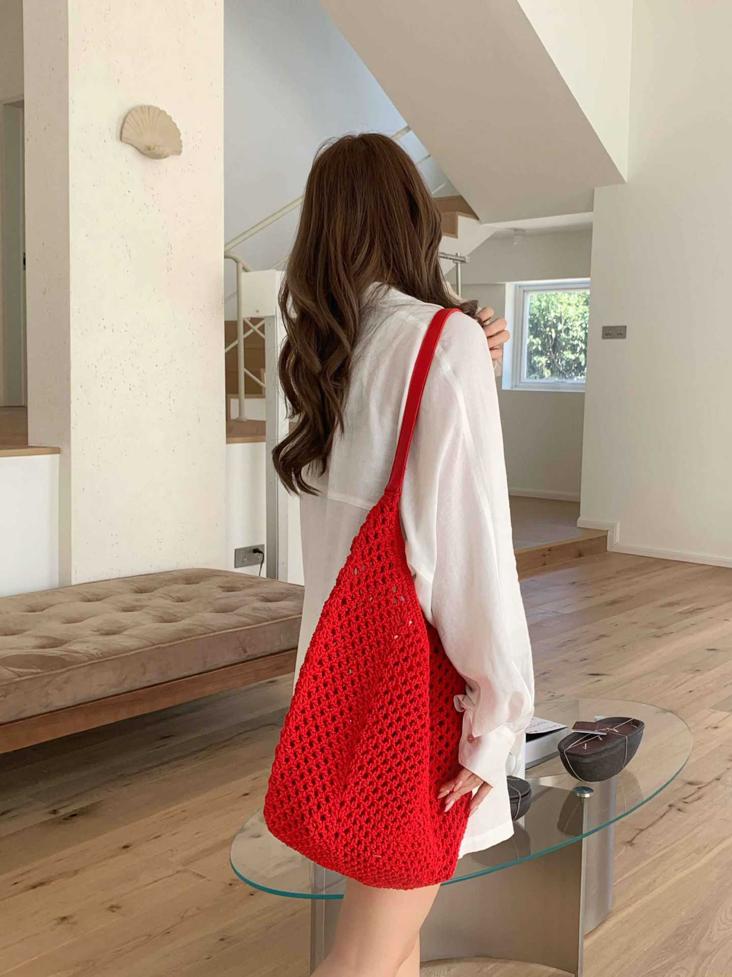 Women's Beach Vacation Large Capacity Woven Korean Bags