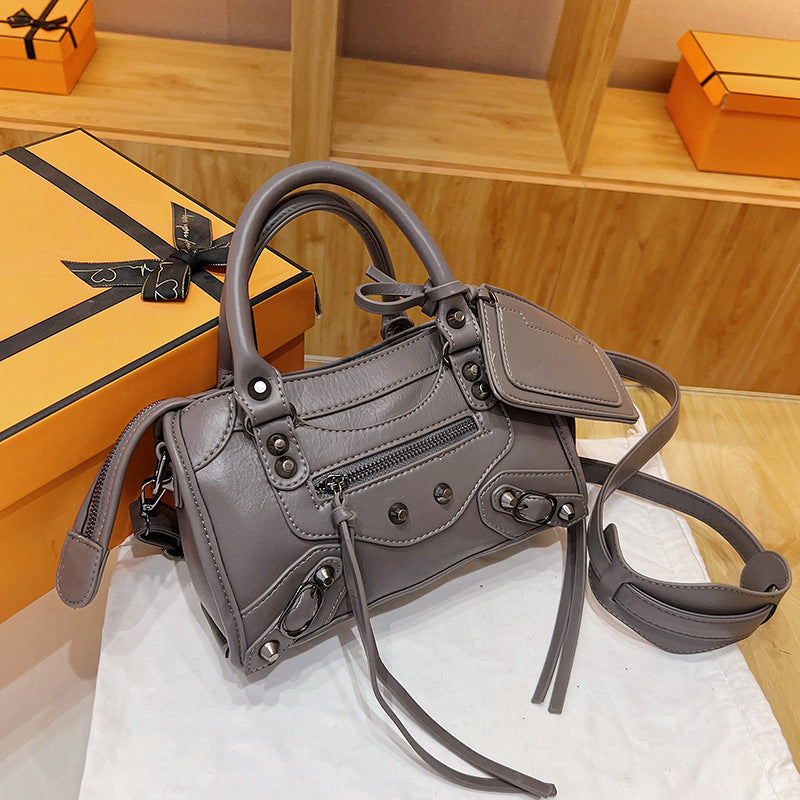 Women's Rivet Oil Leather Motorcycle Fashion Trendy Small Square Bag