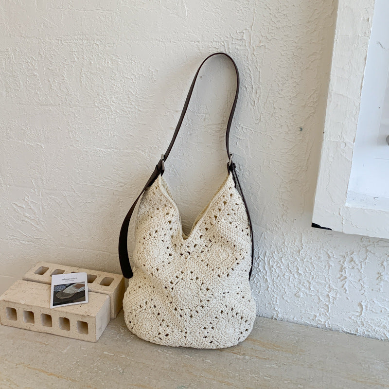 Korean Style Art Woven Mori Seaside Hollow Holiday Women's Shoulder Bag