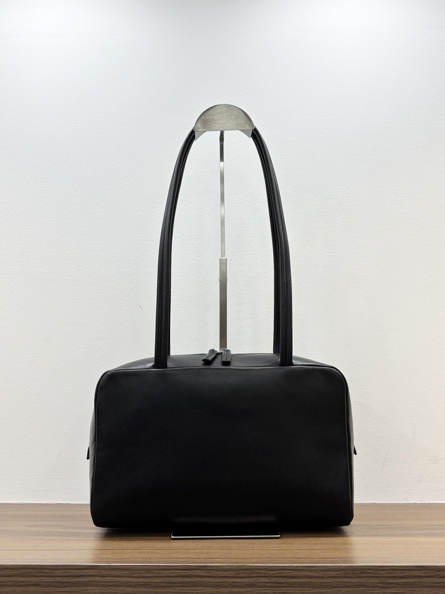 Women's Style Large Capacity Boston High-grade Top Layer Women's Shoulder Bag