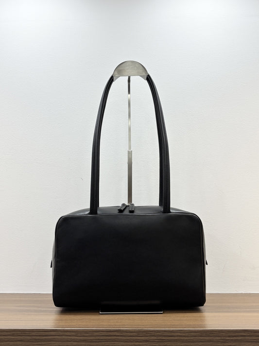 Women's Style Large Capacity Boston High-grade Top Layer Women's Shoulder Bag