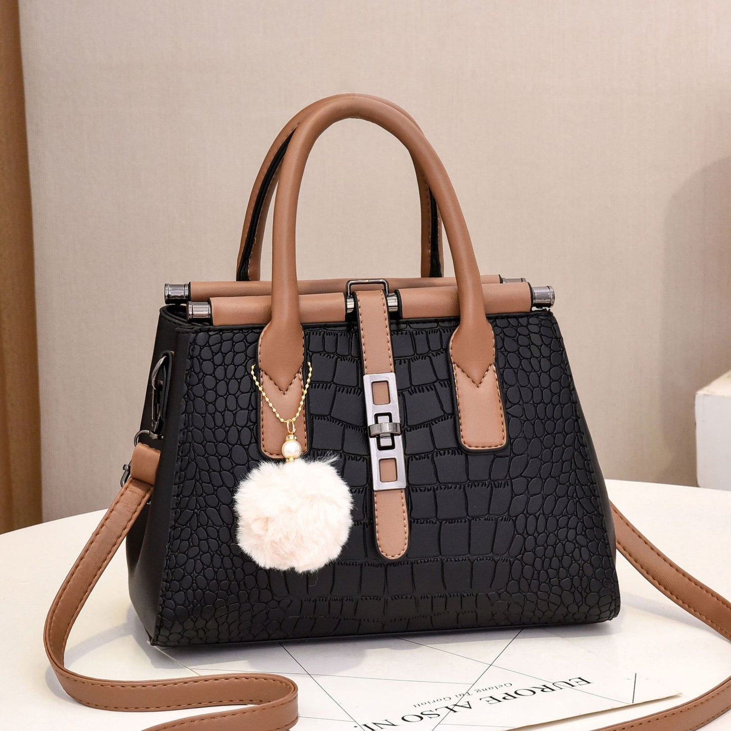 Women's Crocodile Pattern Portable Elegant Fashion Large Capacity Women's Handbag