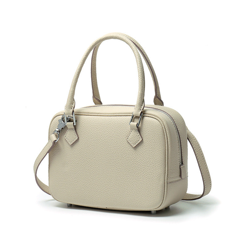 Women's First Layer Cowhide Feather Large Capacity Commuter Women's Handbag
