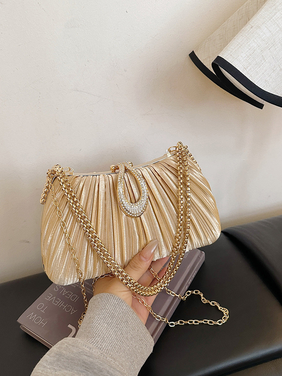 Exquisite Chain Fashionable High-grade Western Style Women's Messenger Bag