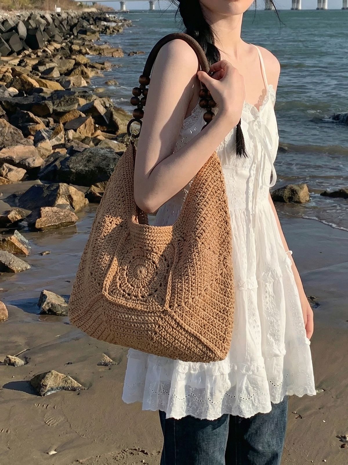 Women's Style Large Capacity Woven Summer Artistic Women's Shoulder Bag