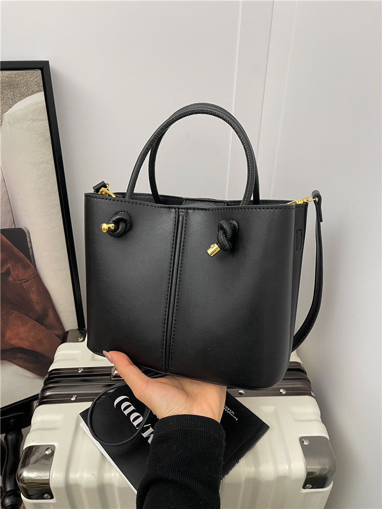 Unique Durable Women's City Commuter Niche Women's Messenger Bag