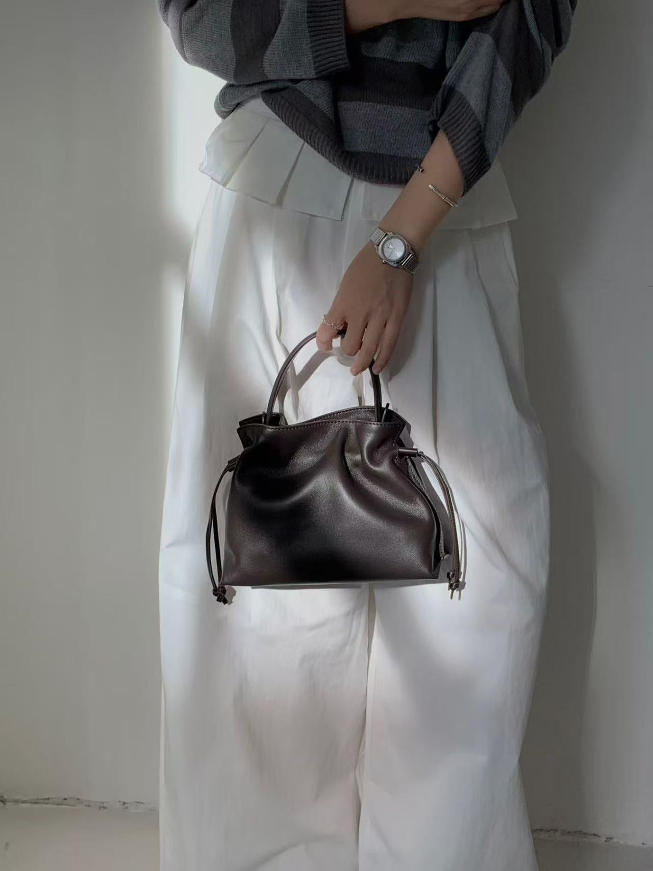 Sheepskin Portable Cloud Design Pleated High-grade Women's Shoulder Bag