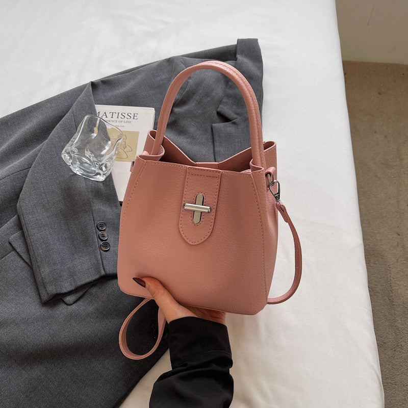 Women's High-grade Fashionable Spring Outing Exquisite Commuter Women's Handbag
