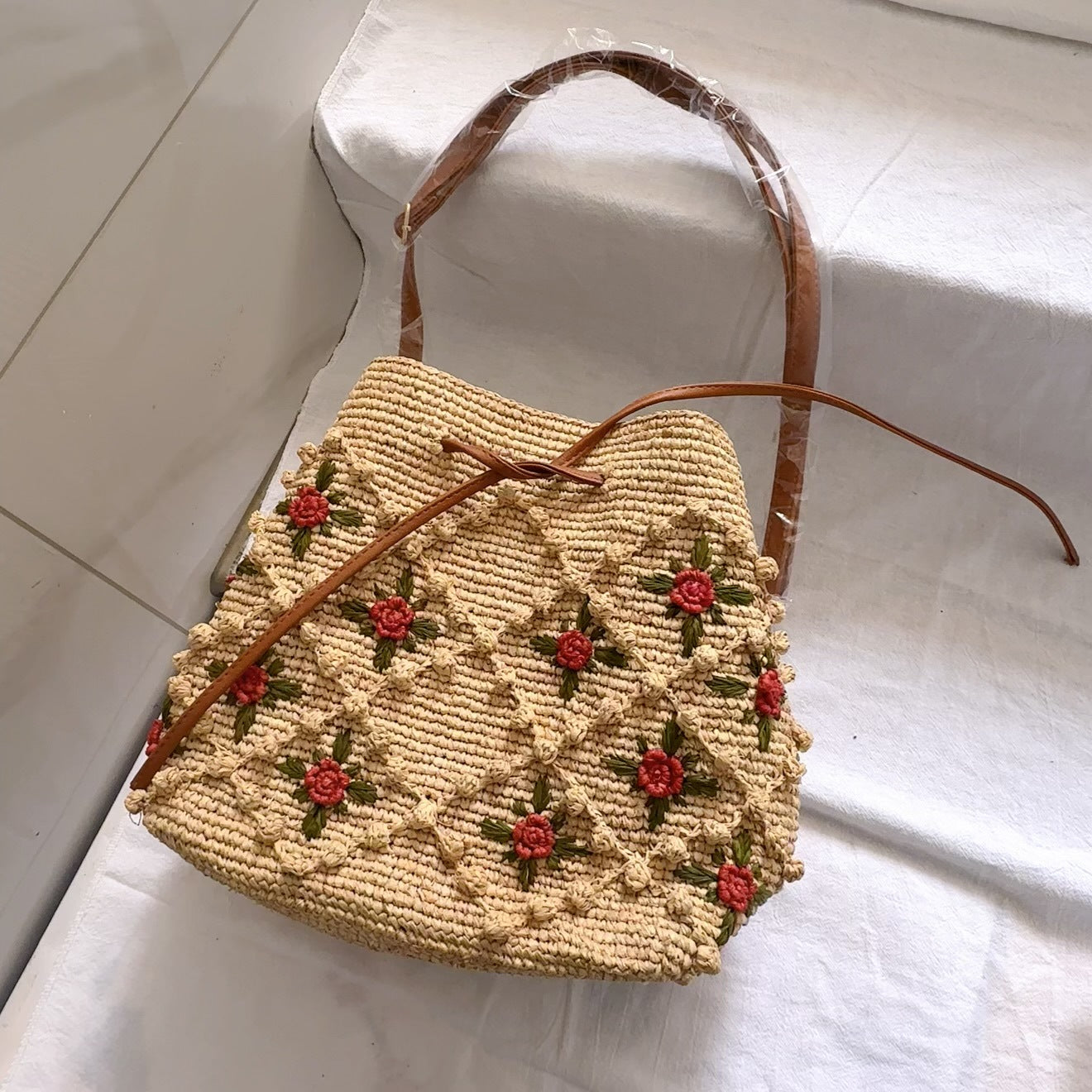 Crochet Straw Three-dimensional Rose Retro Handmade Women's Shoulder Bag