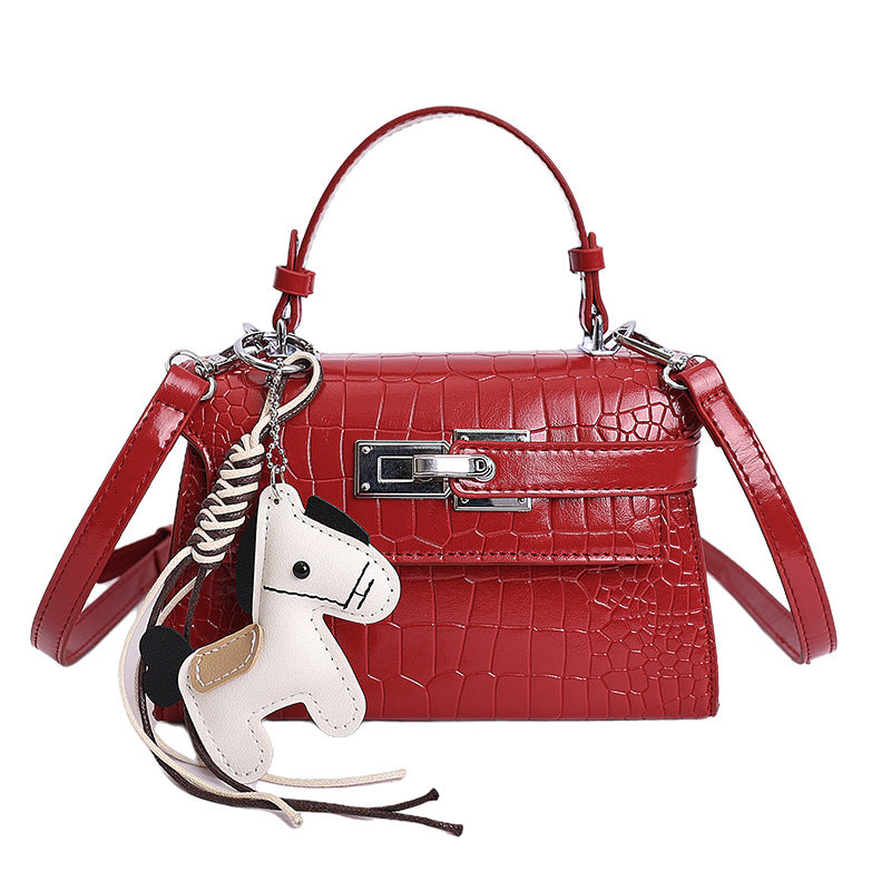 Comfortable Women's Versatile Underarm Commuter Portable Women's Shoulder Bag