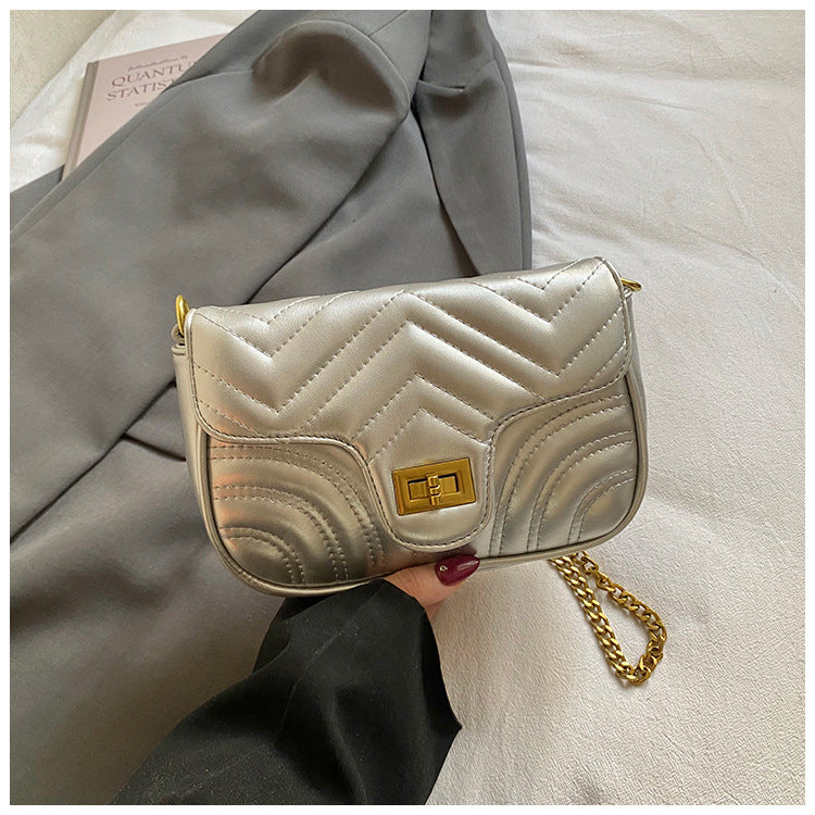 Women's Spring Niche Diamond Pattern Chain Versatile Large Capacity Affordable Luxury Women's Messenger Bag