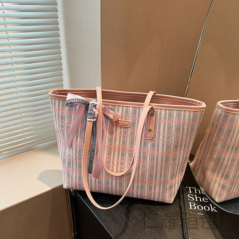 Women's Commuter Large Capacity Spring Retro Fashion Korean Style Tote Bag