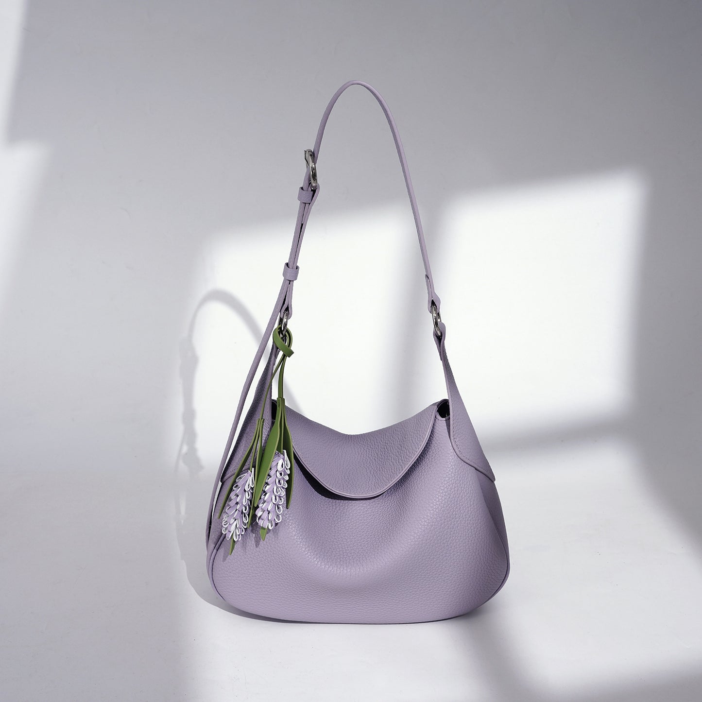 Women's Exquisite Genuine Leather Pendant High-grade Early Spring Special Interest Women's Shoulder Bag