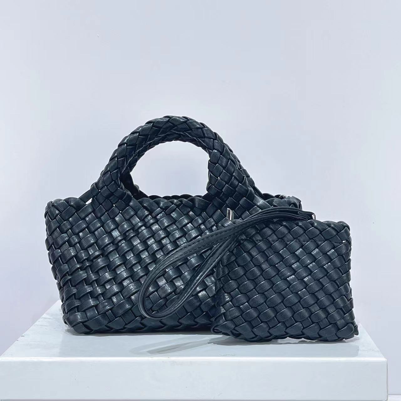 Women's Trendy Chain Mother Hand-woven Vegetable Basket Women's Handbag