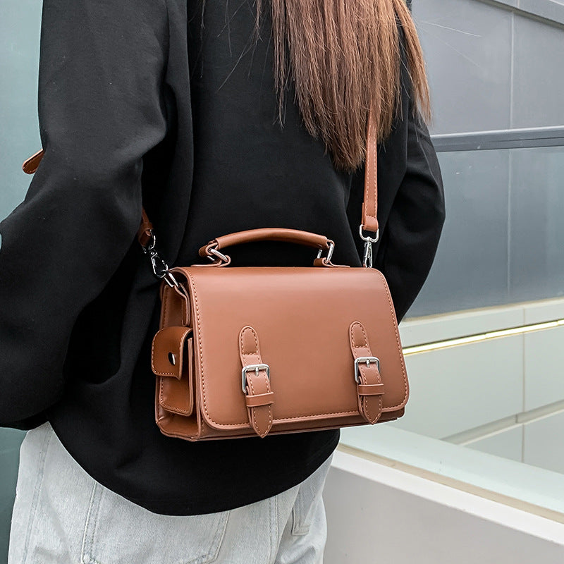 Solid Color Simple Textured Retro Commuter Neutral Large Men's Shoulder Bag