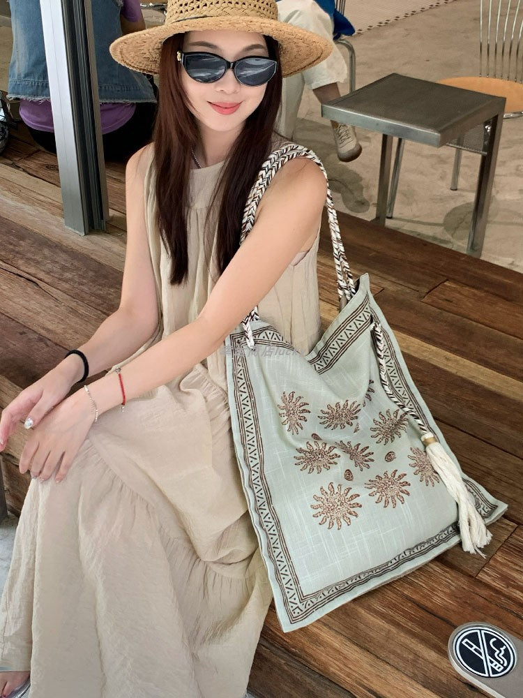 Tassel Linen Rope Woven Vacation Large Capacity Design Women's Messenger Bag
