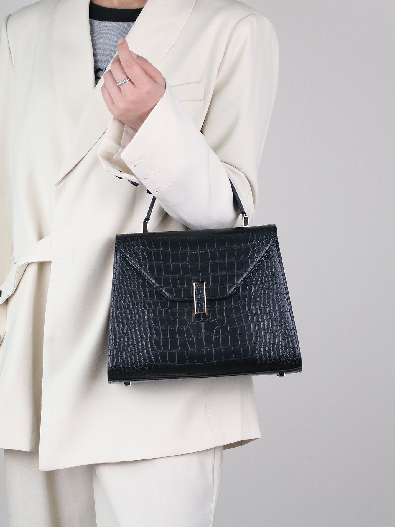 Lost Romance White High-grade Genuine Leather Bags