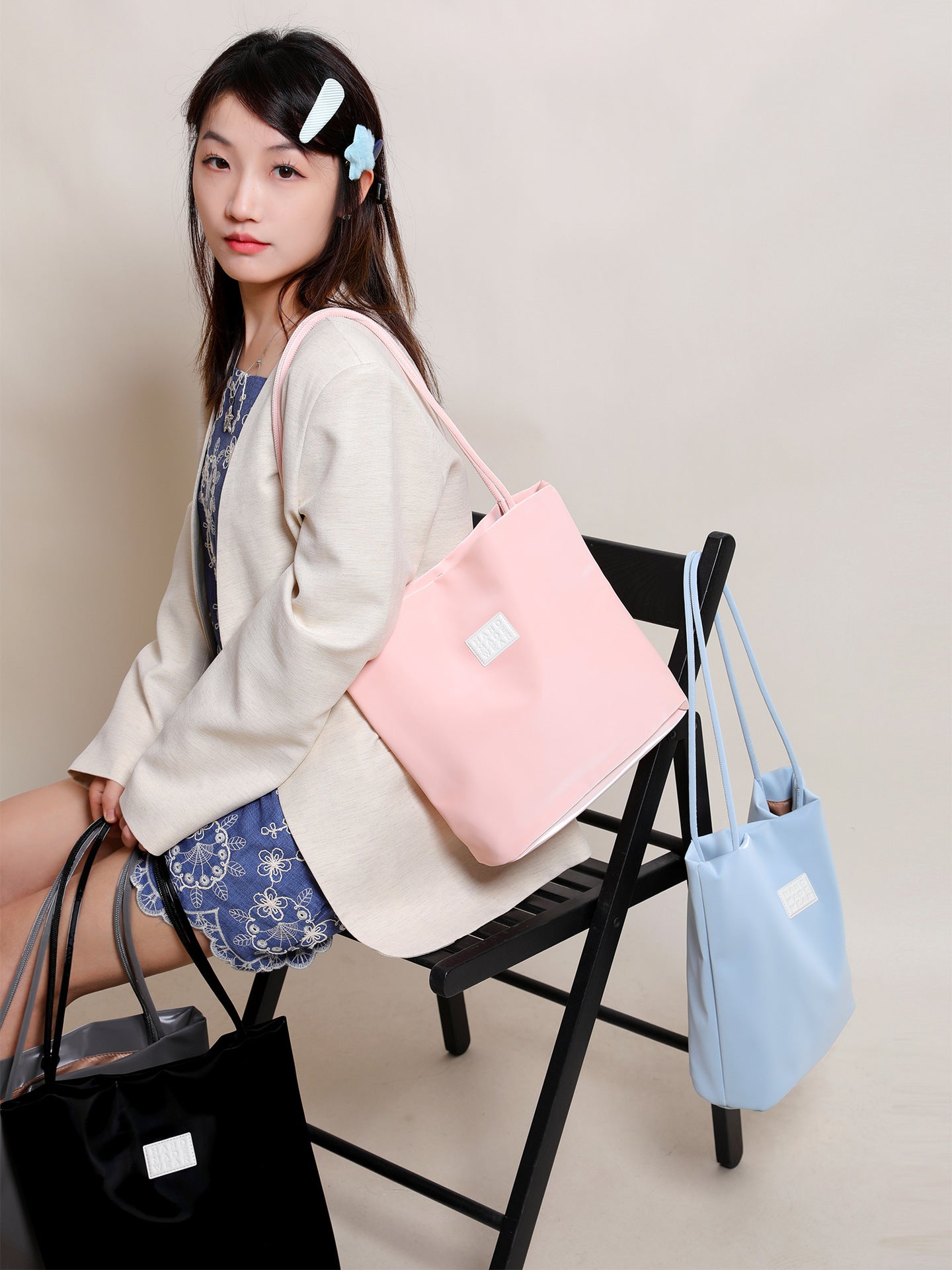 Mercerized Solid Color Simple Fashion Commuter Nylon Women's Shoulder Bag