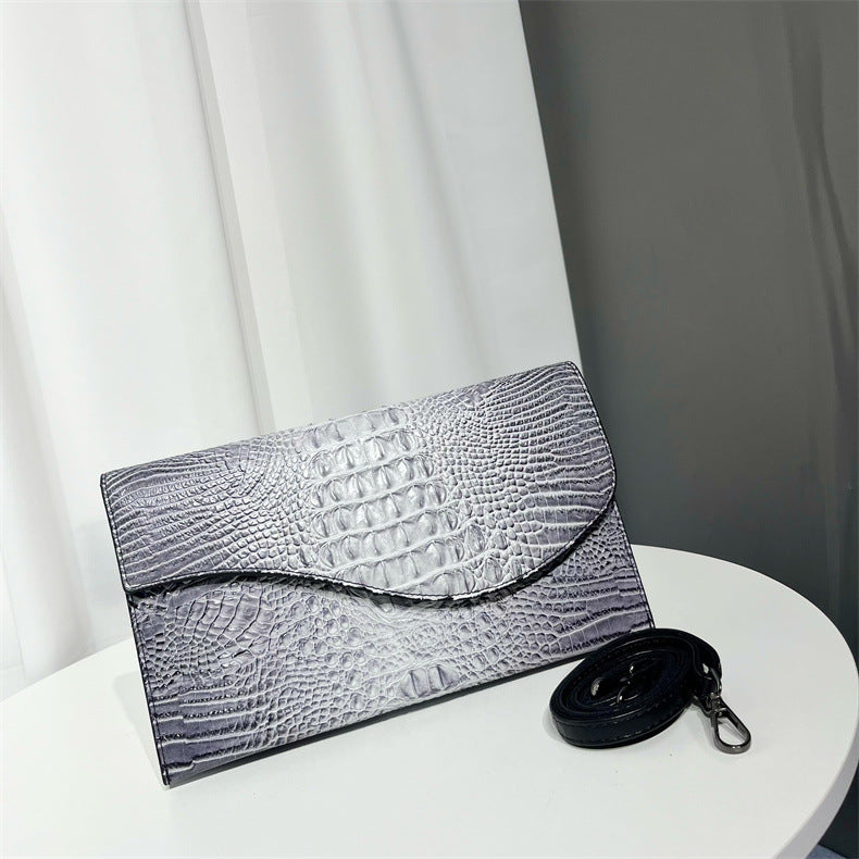 Women's Textured National Style Change Crocodile Pattern Women's Clutch