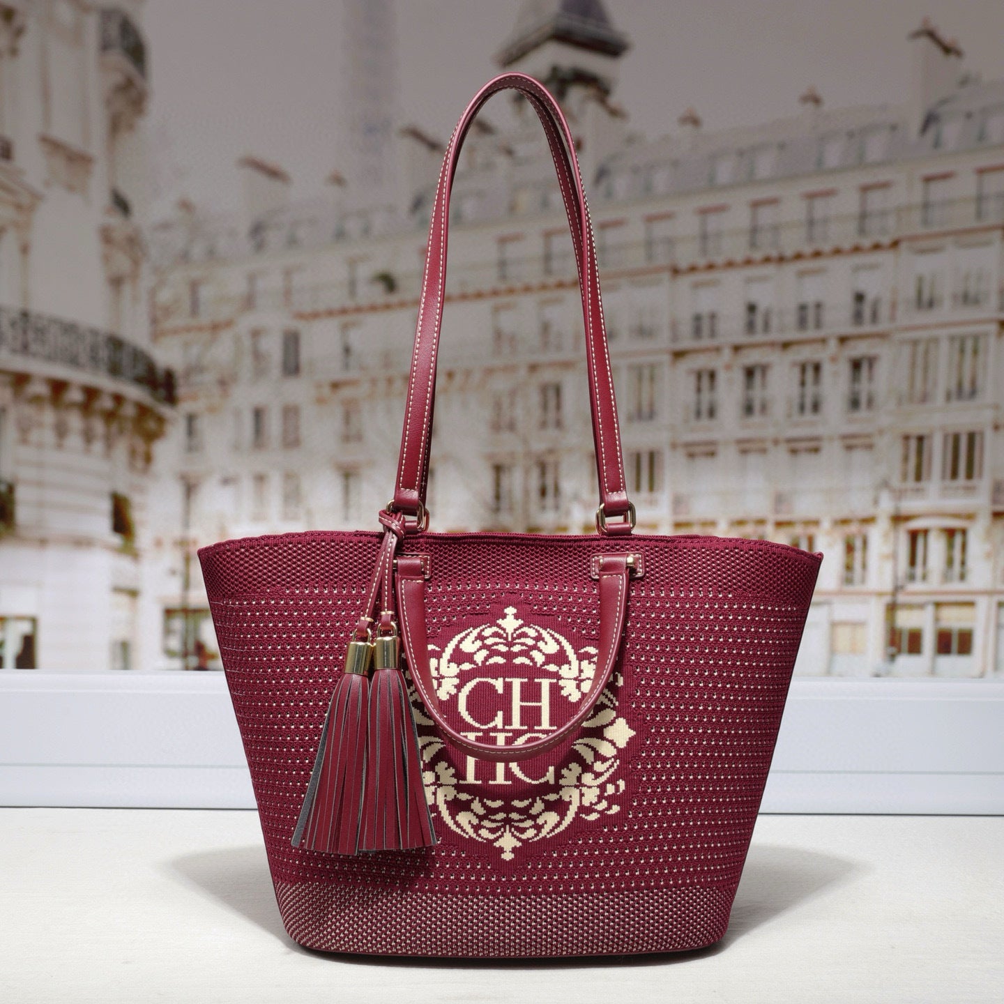 Women's Woven Vegetable Basket Flying Letter Design Bags