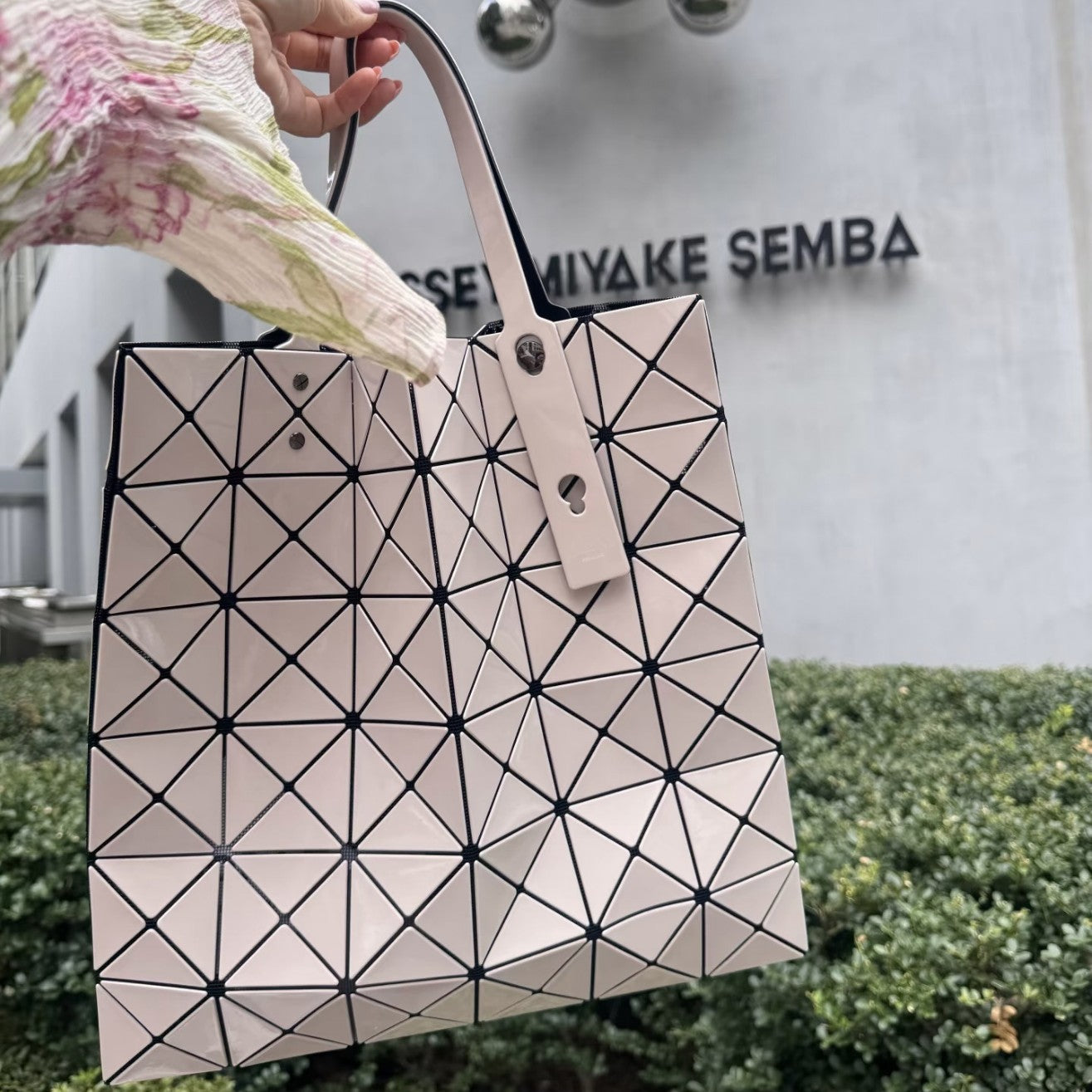 House Original Diamond Pattern Grid Commuter Women's Handbag