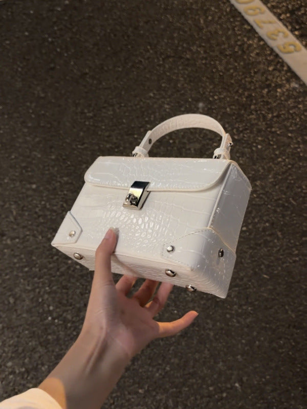 Women's Portable Box Fashionable Retro Simple Fashion Women's Messenger Bag