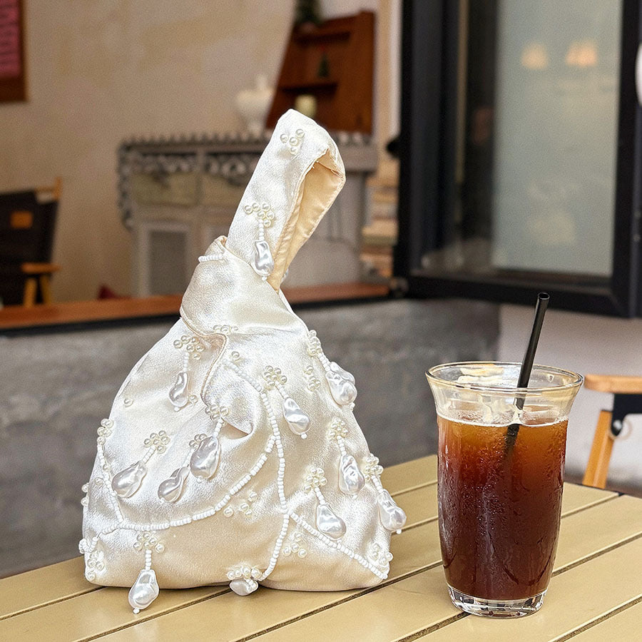Chinese Retro Pure White Woven Beads Water Bags