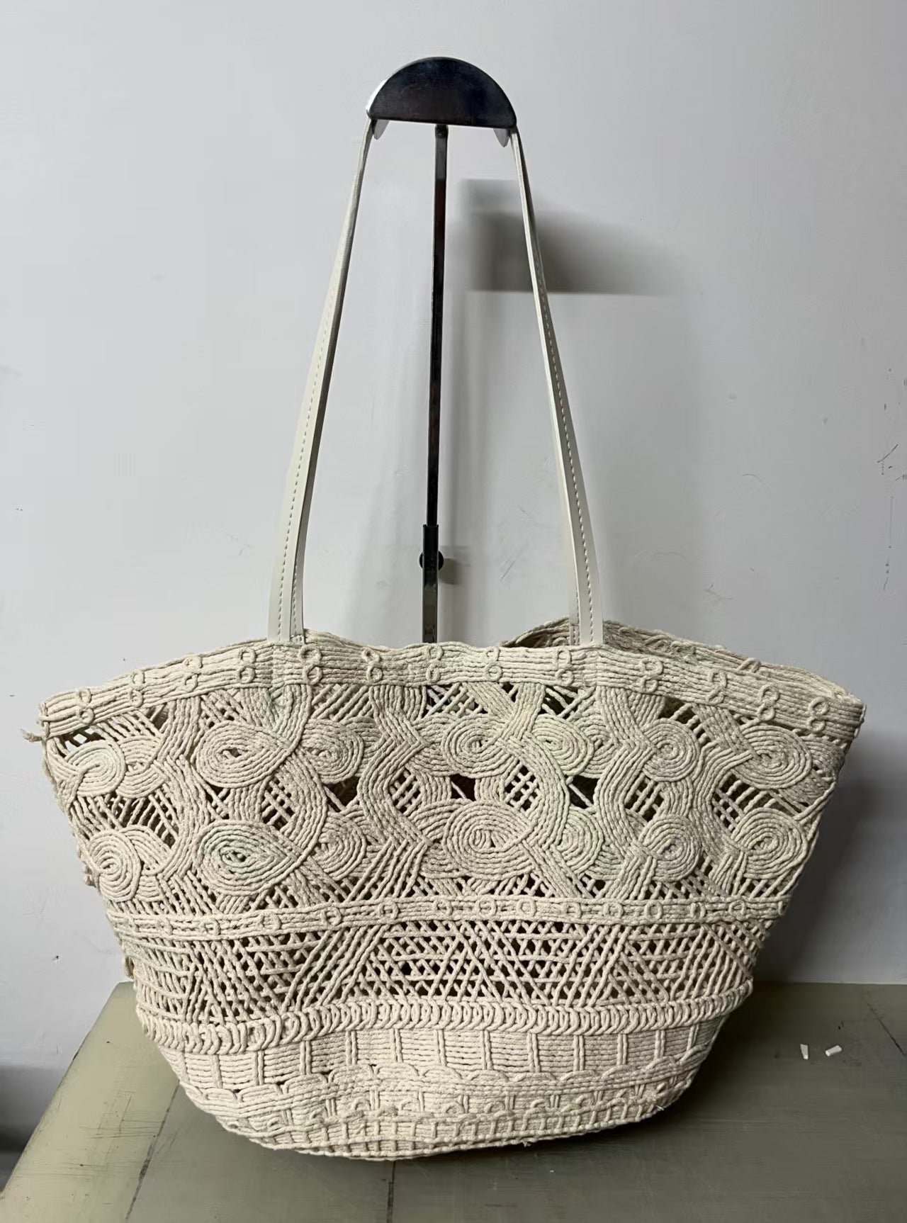 Weaving Hollow Seaside Vacation Beach Trendy Fashion Retro Women's Handbag