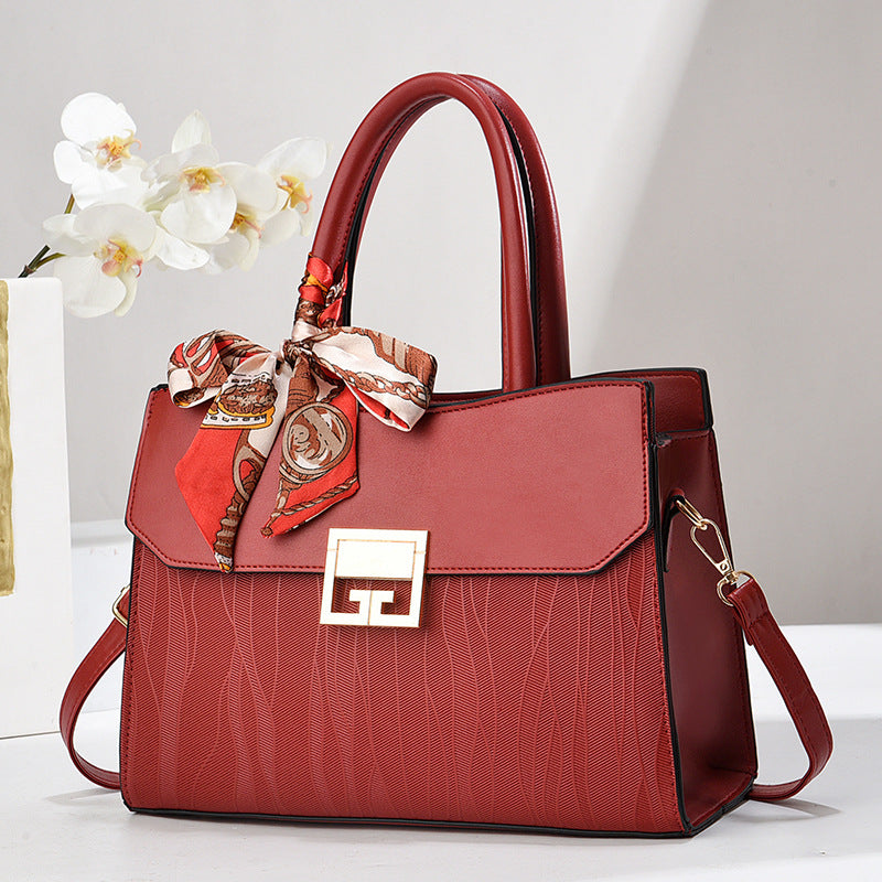 High-grade Embroidered Trendy Wild Large Capacity Small Square Bag