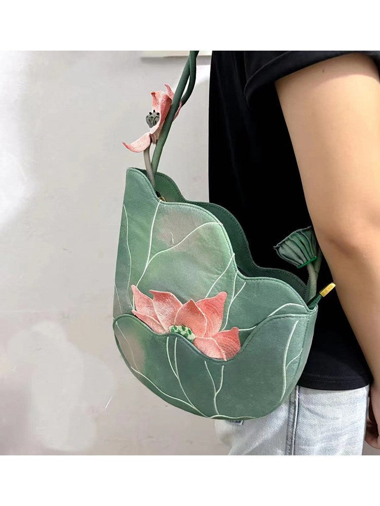 Lotus Chinese Style Handmade Embroidery Artistic Cheongsam Elegant Portable Women's Shoulder Bag
