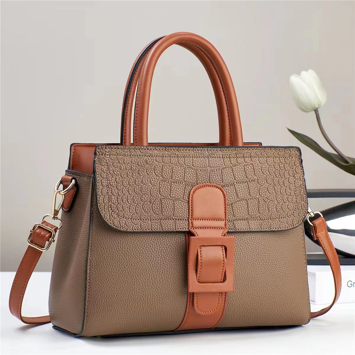 Stylish Women's High-grade Large Capacity Big Bags