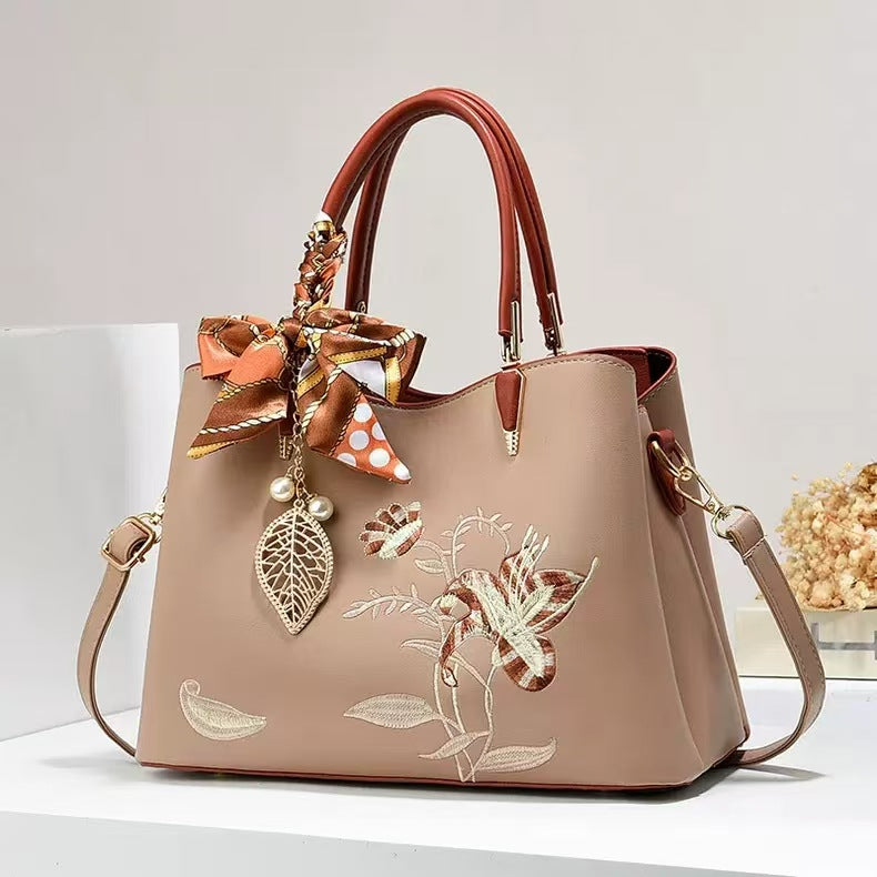 Women's Embroidered Fashion Large Capacity Mother's Women's Handbag