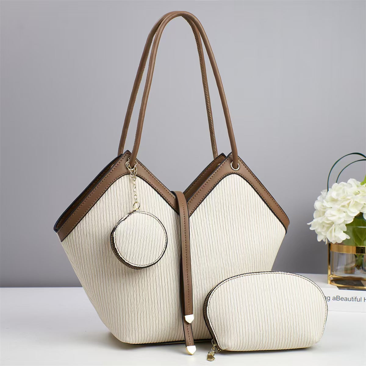 Women's Exquisite Big Graceful Korean Style Fashionable Women's Handbag