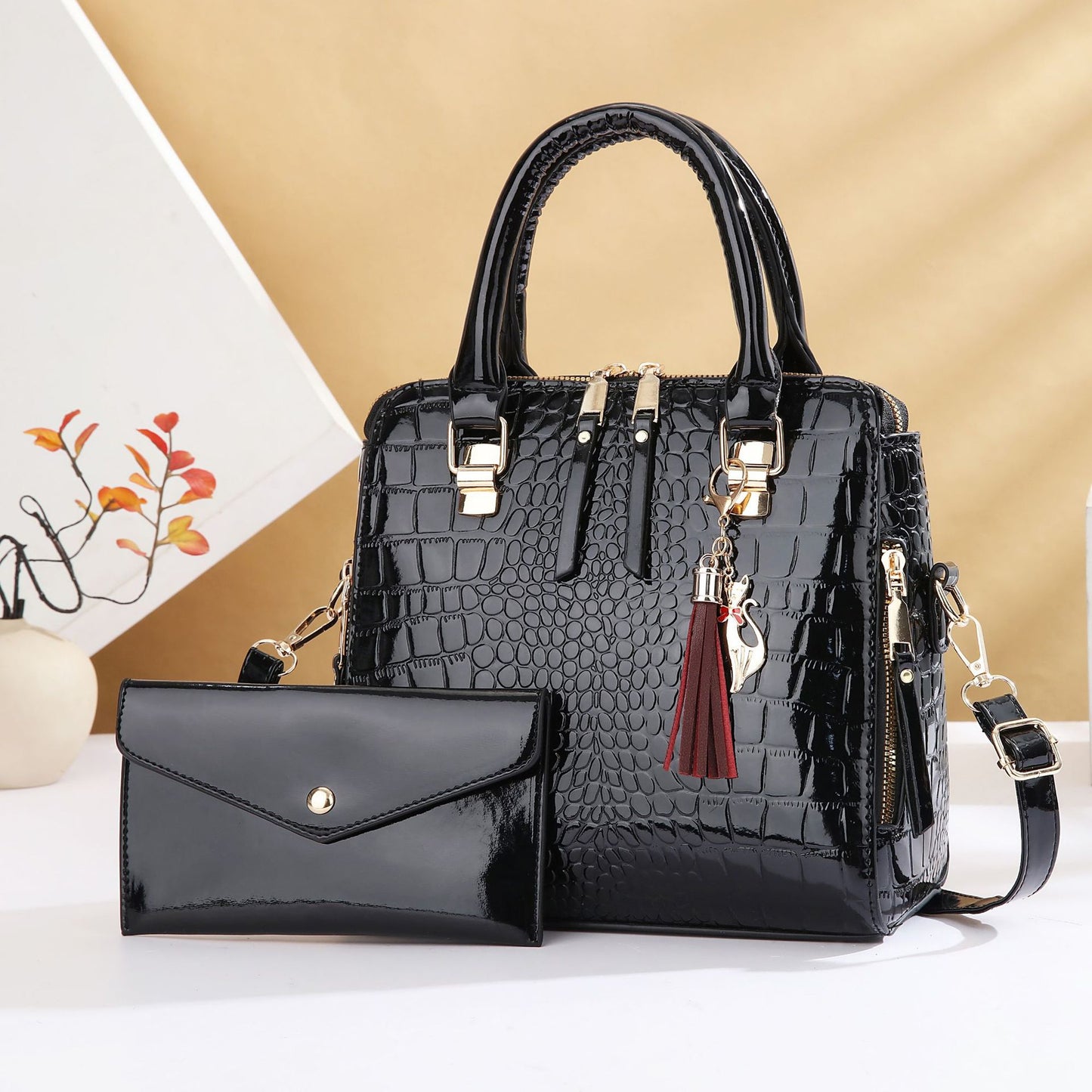 Women's Crocodile Pattern Mother Large Capacity Tassel Pendant Bags