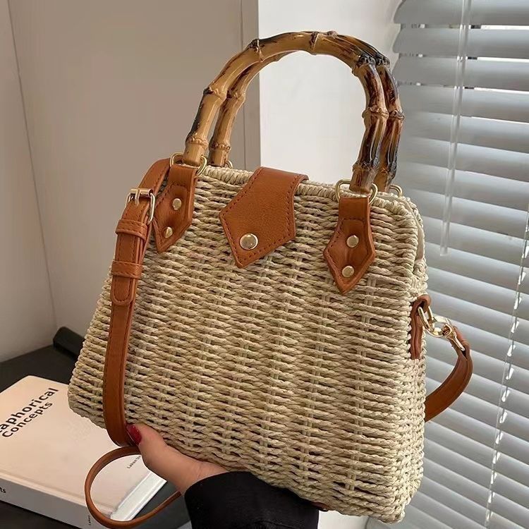 Women's Pastoral Style Straw Woven Summer Retro Portable Bamboo Handle