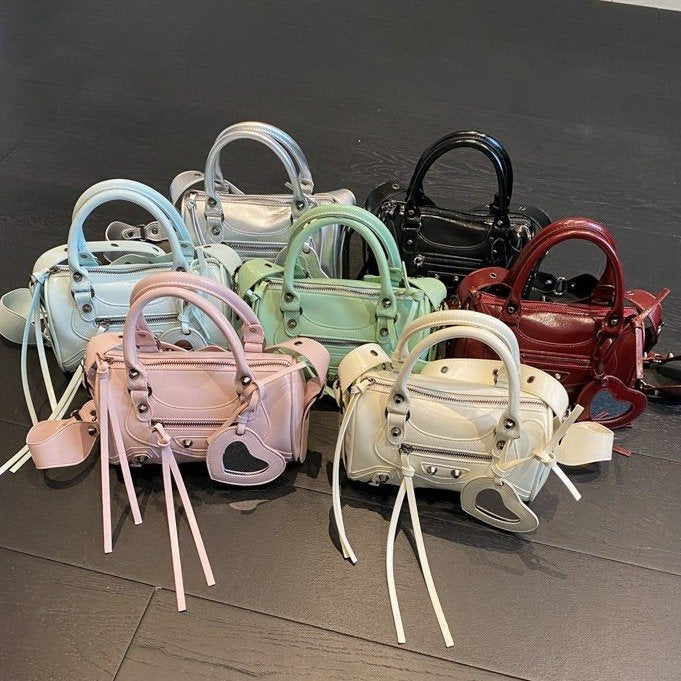 Fashion Vintage Rivet Advanced Texture Sweet Women's Messenger Bag