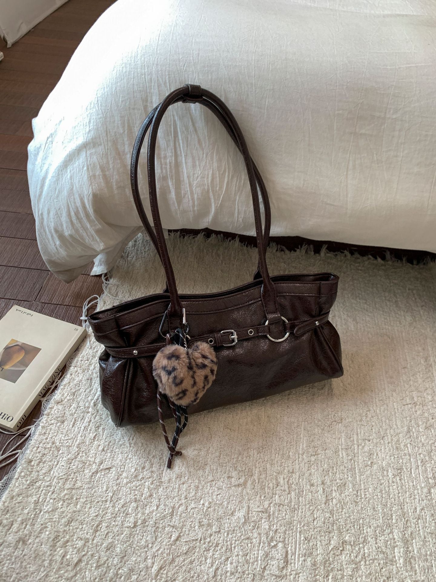 Women's Graceful Underarm Large Capacity Fashionable Retro Women's Shoulder Bag