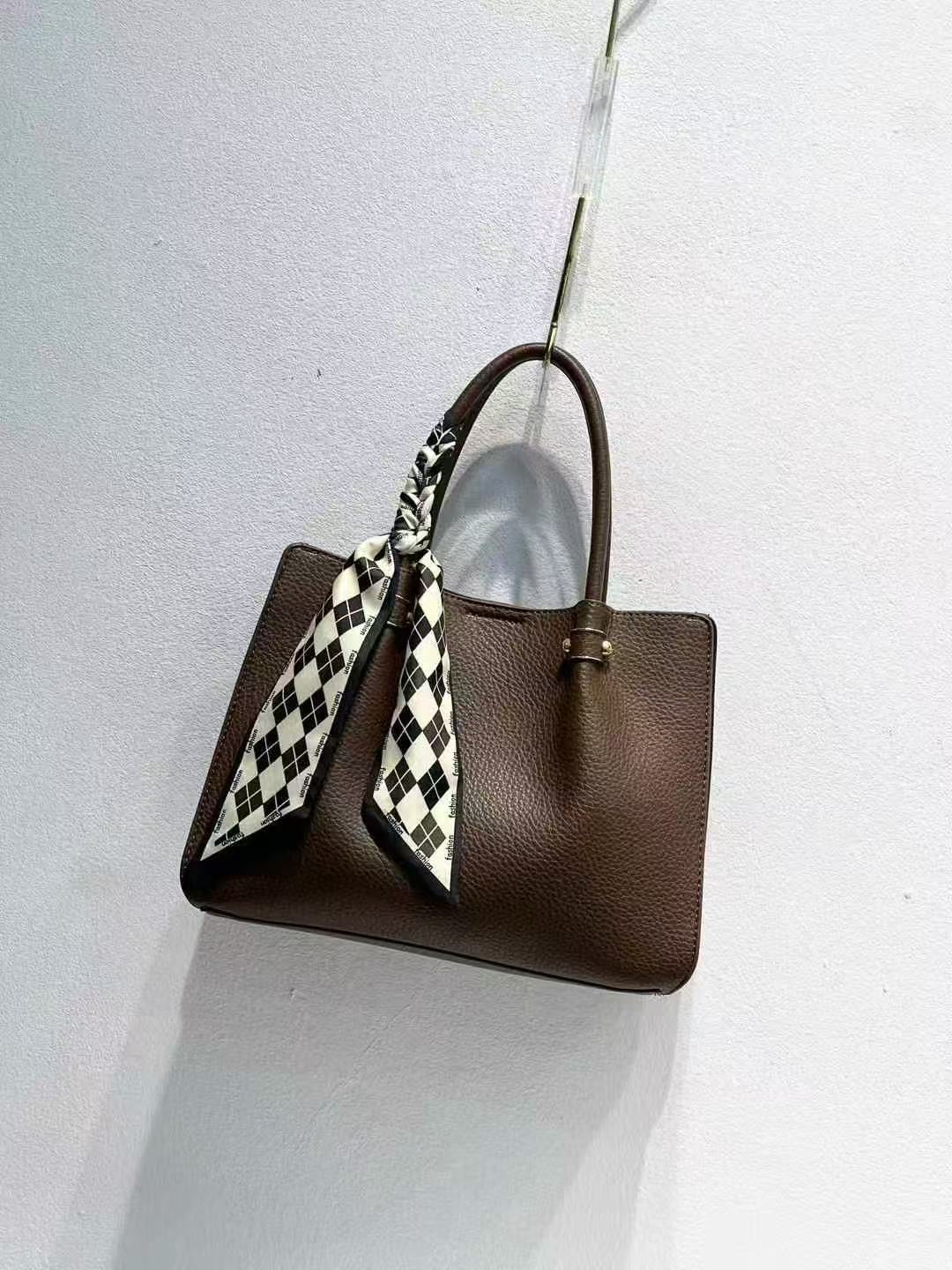 Women's Vegetable Basket Commuter Temperament Wild High Bucket Bags