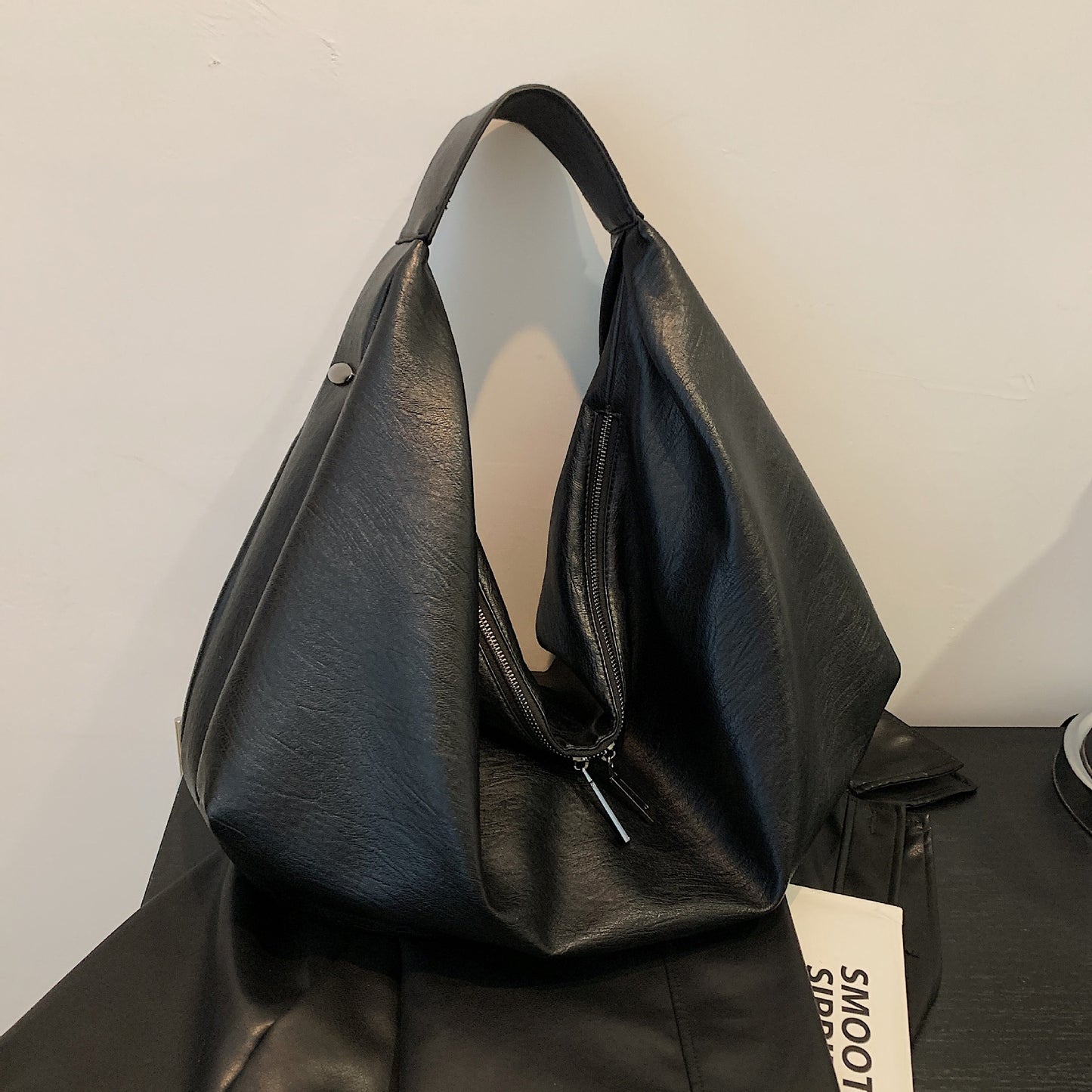 Women's Retro Dumpling Commuter Advanced Niche Trend Underarm Women's Shoulder Bag