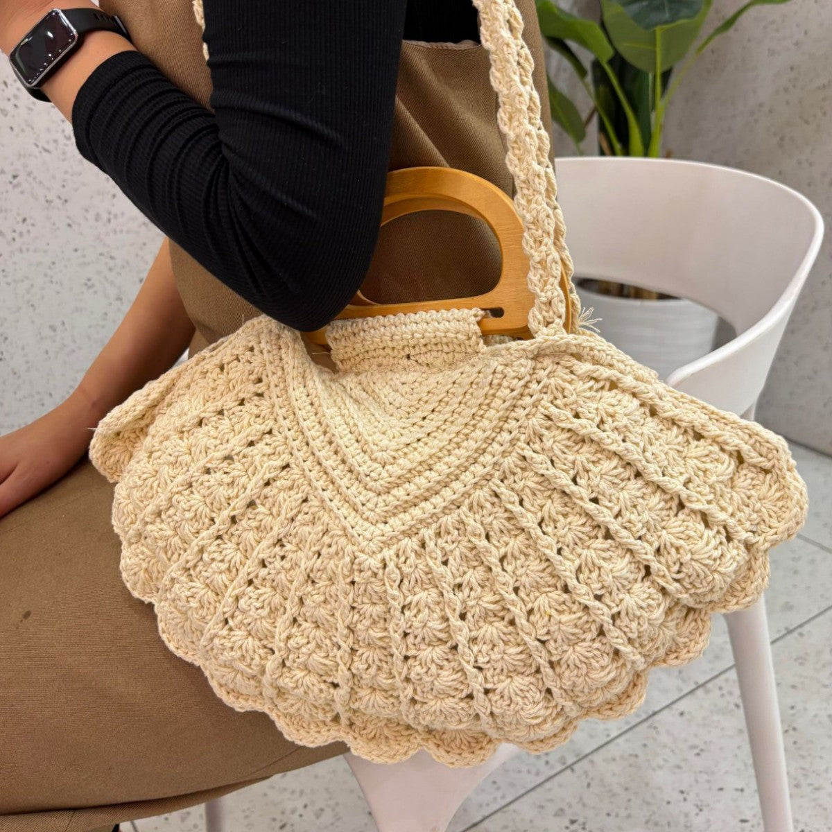 Women's Cotton Knitted Shell Minority Fashion Hand Carrying Woven Seaside Women's Shoulder Bag