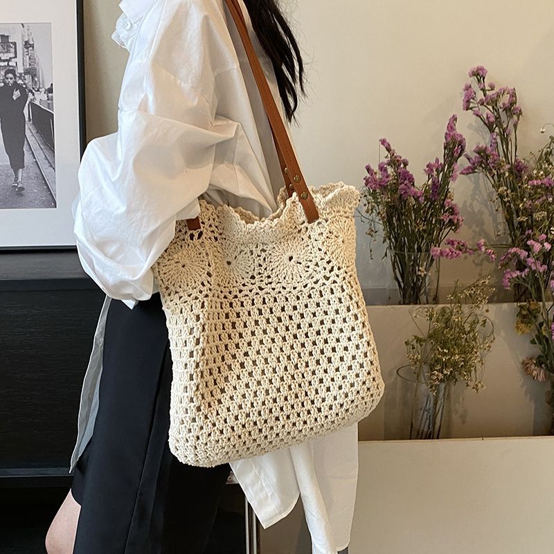 Women's Thread Hand-woven Seaside Beach Hollow Portable Women's Shoulder Bag
